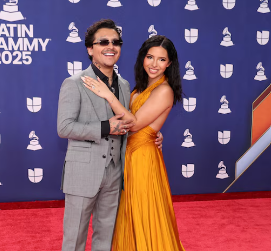 Nodal causa controversia al revelar su dúo preferido, dejando sorprendidos a sus seguidores que esperaban una colaboración con Ángela Aguilar.