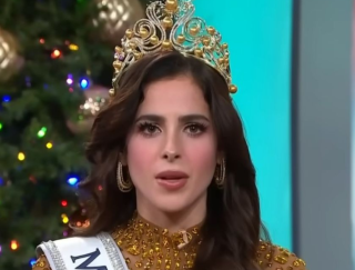 Fátima Bosch opta por dejar una entrevista tras ser cuestionada sobre las polémicas asociadas al concurso de Miss Universo.