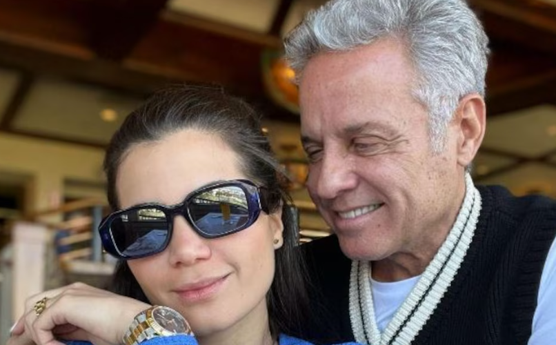 Cinthia Aparicio se une a las críticas contra Alexis Ayala, creando un ambientecontrovertido.