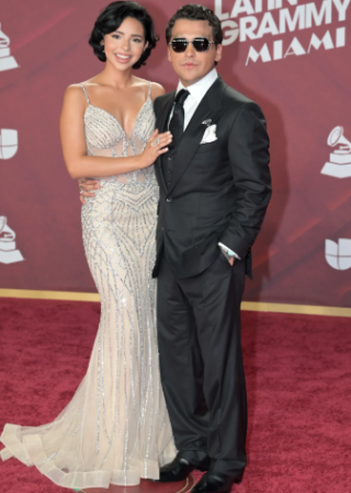 Ángela Aguilar expresa su interés en ser madrina del hijo común de Cazzu y Nodal en una entrevista reciente.