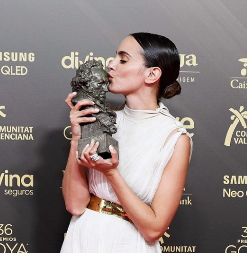 Fallece la actriz española Verónica Echegui a los 42 años, reconocida como una importante figura del cine español.