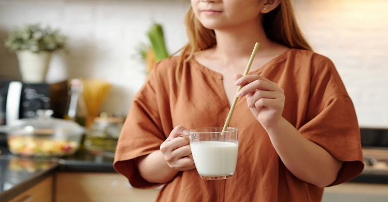 La ingesta diaria de bebidas vegetales puede tener efectos beneficiosos para la salud, motivo por el que se conmemora el Día Mundial de las Bebidas Vegetales.