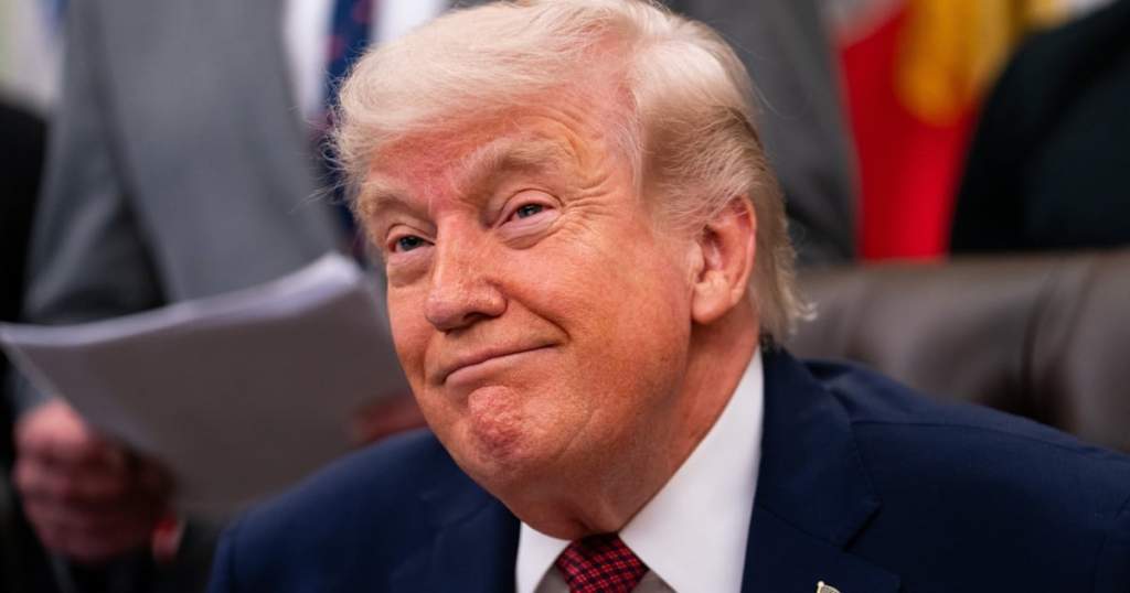 Trump firma orden para acelerar investigación de ibogaína en veteranos
