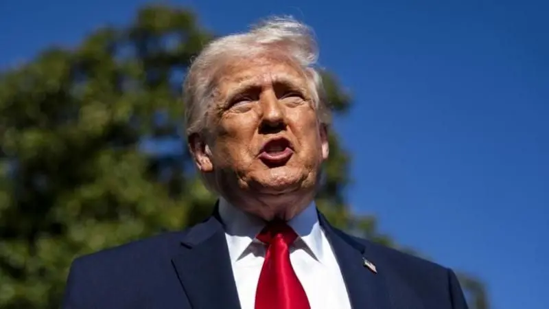 «Ni un dólar para Irán»: Trump ordena bloqueo a buques que paguen peaje en el Estrecho de Ormuz