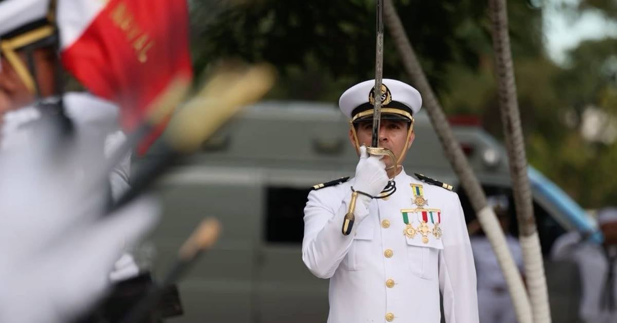 Ex Vicealmirante Farías denuncia violaciones al debido proceso y solicita intervención de Sheinbaum