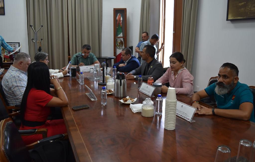 Acuerdan mesas de diálogo entre población mestiza y wixárika por cambio de régimen en Bolaños