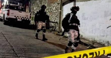 Ataque armado en palenque clandestino deja cinco muertos en Querétaro