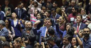 Declara Congreso constitucionalidad del Plan B electoral; limita recursos y regidurías