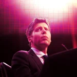 ¿El fin de la oficina? Sam Altman propone semana de 4 días y pagos ciudadanos por el avance de la IA