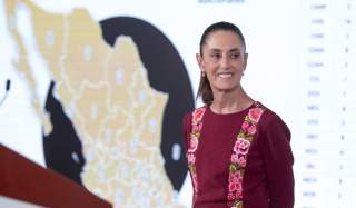 «No hay riesgos para México»: Claudia Sheinbaum minimiza impacto tras la entrega de exfuncionarios de Sinaloa a EE. UU.