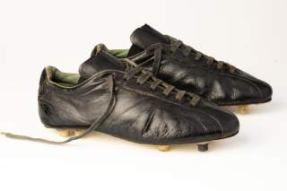 El arte de la cancha: Museo Jumex inaugura ‘Objetos de Leyenda’, una muestra histórica del fútbol como fenómeno pop