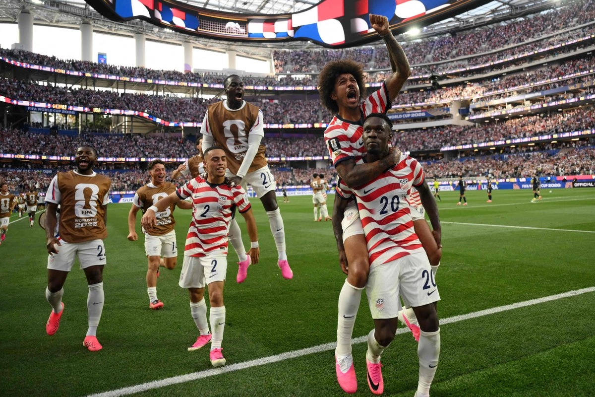 Debut redondo: Estados Unidos golea 4-1 a Paraguay en el SoFi Stadium en un debut enmarcado por la seguridad extrema
