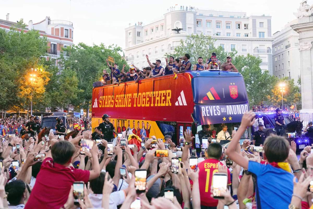¡Madrid se viste de oro! Más de 2 millones de aficionaros celebran el bicampeonato mundial de España